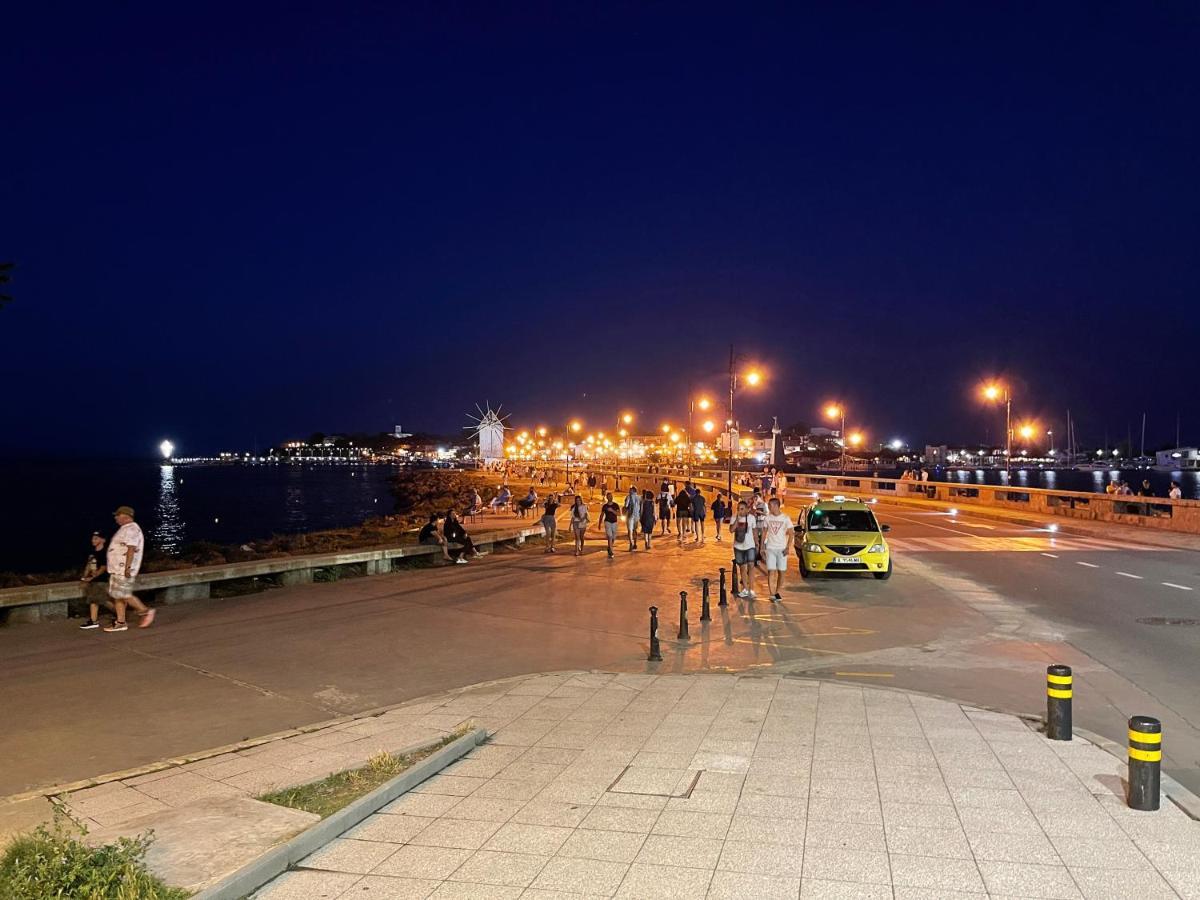 Alexandrov Plaza Studio Lägenhet Nesebar Exteriör bild